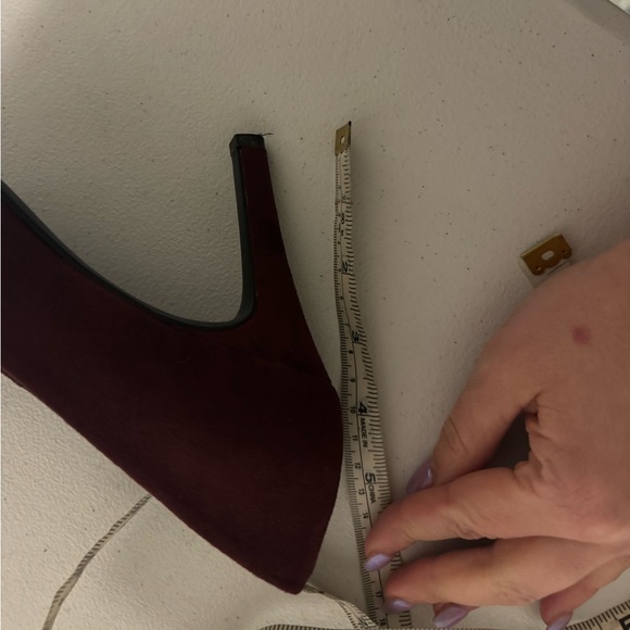 Burgundy Kelly & Katie Heels size 6.5 - Picture 5 of 5